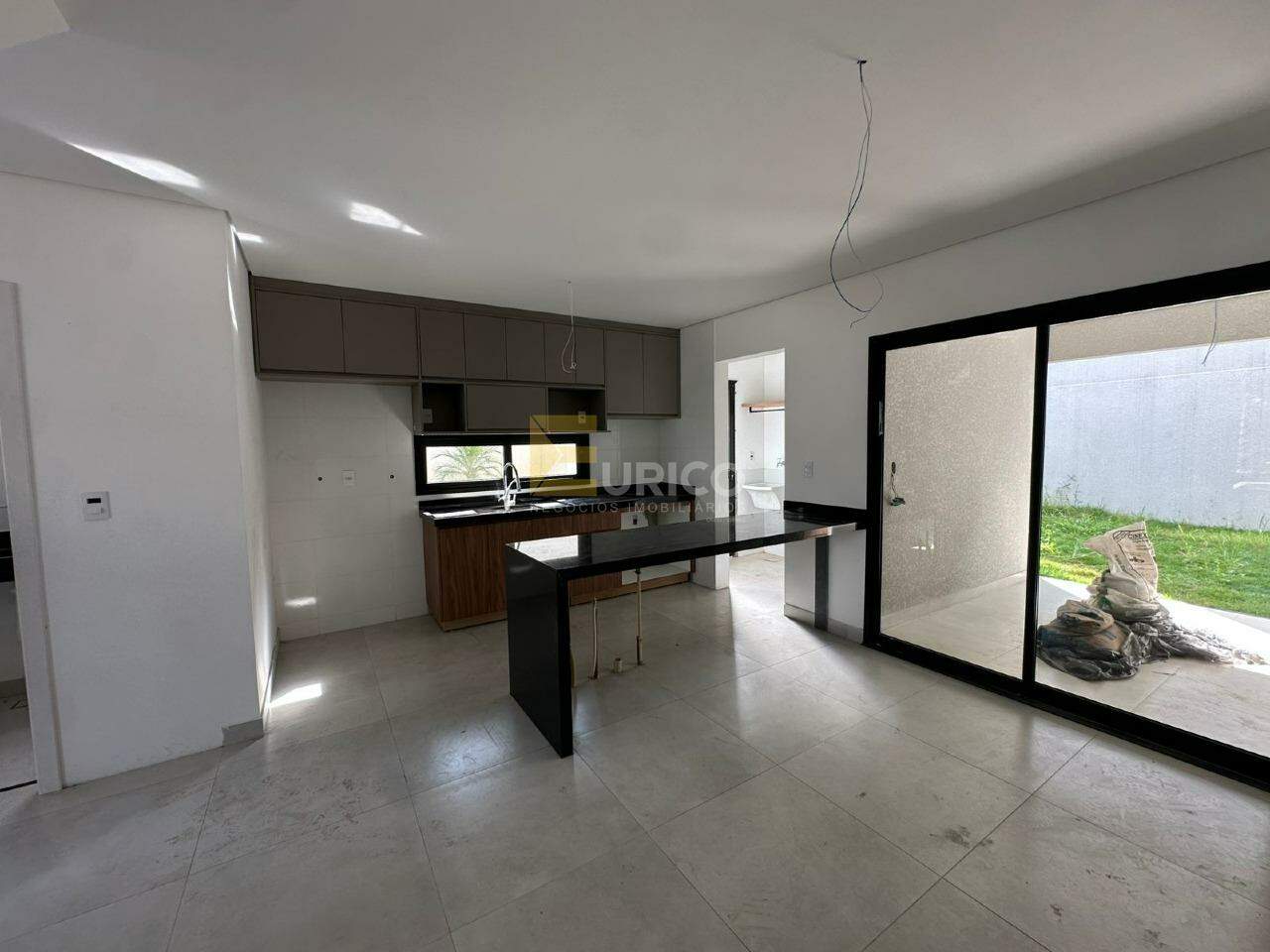 Casa em condomínio à venda no Condomínio Residencial Mont Blanc em Vinhedo/SP: 