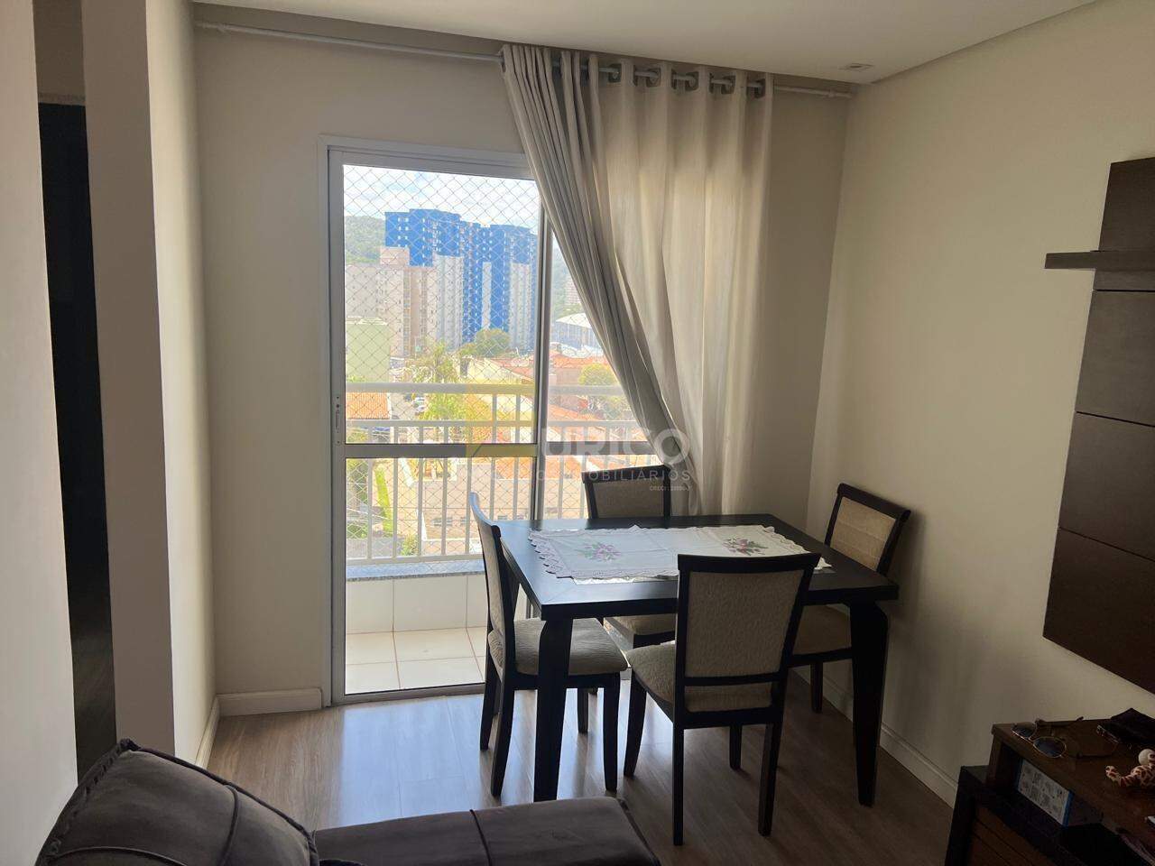Apartamento à venda no Condomínio Residencial Santa Eliza em Valinhos/SP: 