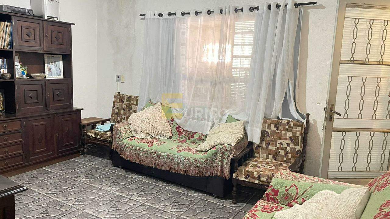 Casa à venda no JARDIM DOS OLIVEIRAS em Campinas/SP: