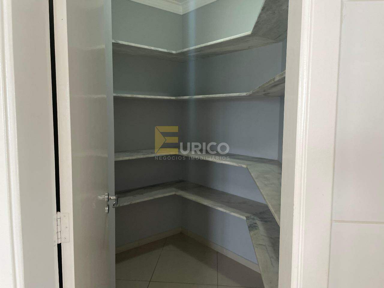 Casa em condomínio à venda no Condomínio Morada das Nascentes em Valinhos/SP: