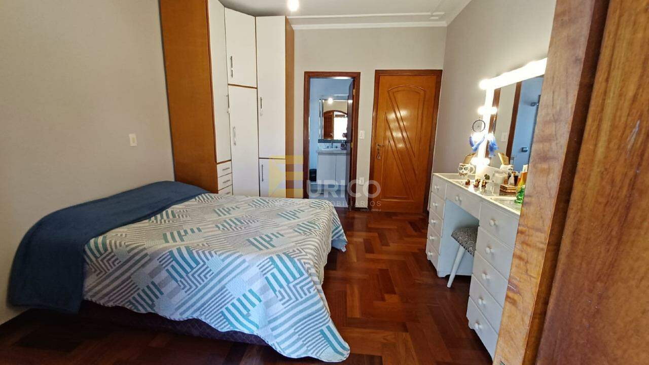 Casa em condomínio à venda no Condomínio Residencial Terras do Caribe em Valinhos/SP: 