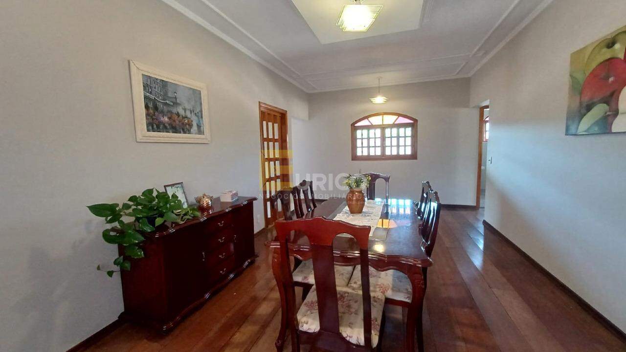 Casa em condomínio à venda no Condomínio Residencial Terras do Caribe em Valinhos/SP: 
