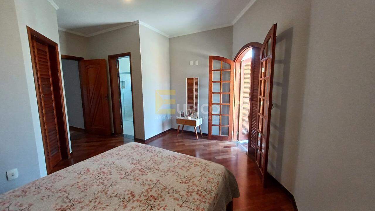 Casa em condomínio à venda no Condomínio Residencial Terras do Caribe em Valinhos/SP: 