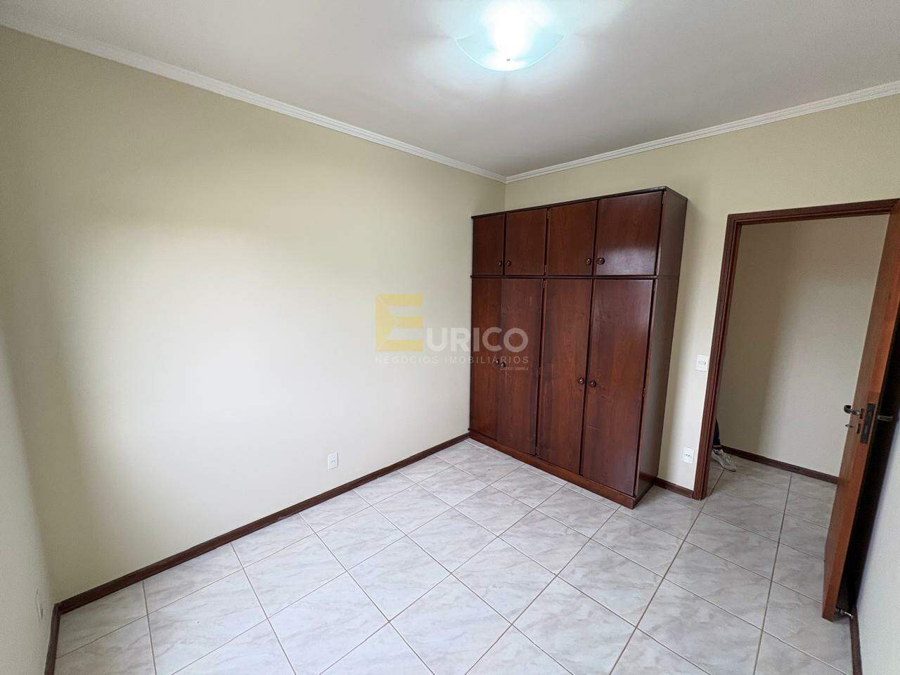 Apartamento à venda no Edifício Mont Blanc em Vinhedo/SP: QUARTO