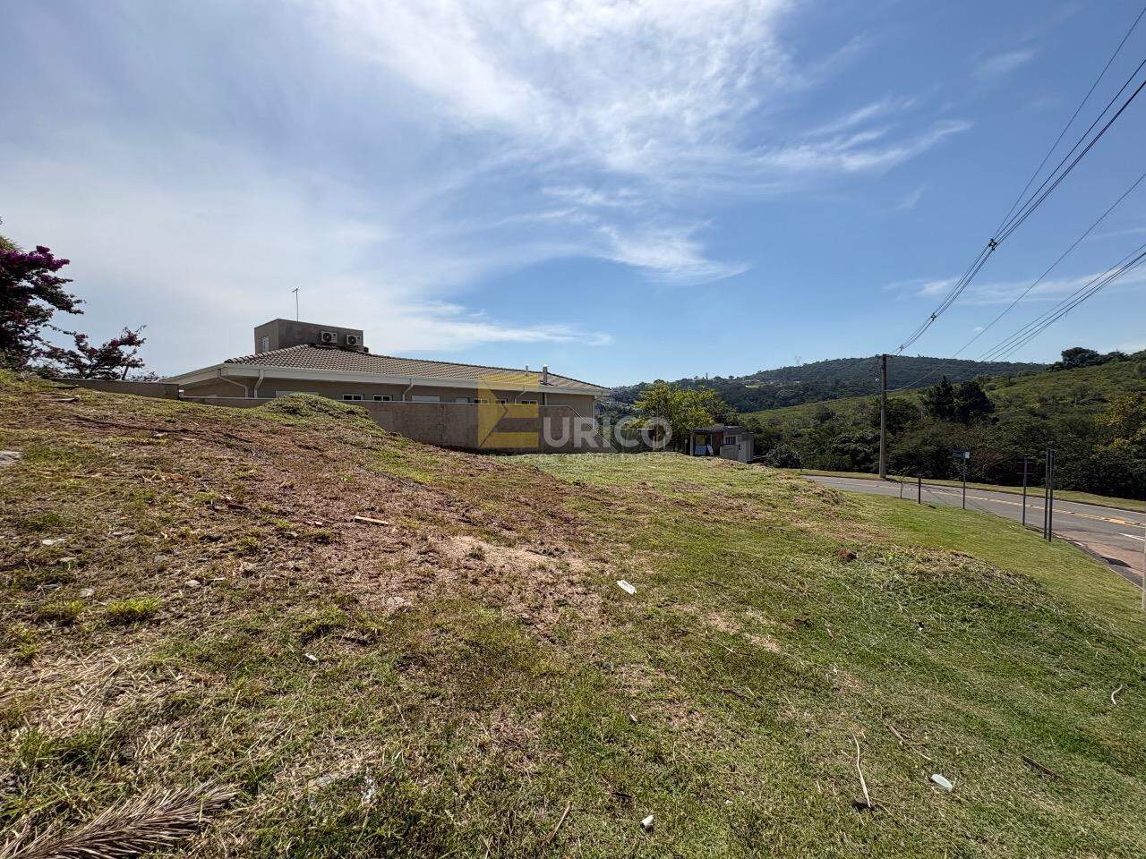 Terreno em Condomínio à venda no Condomínio Santa Isabel em Louveira/SP: 