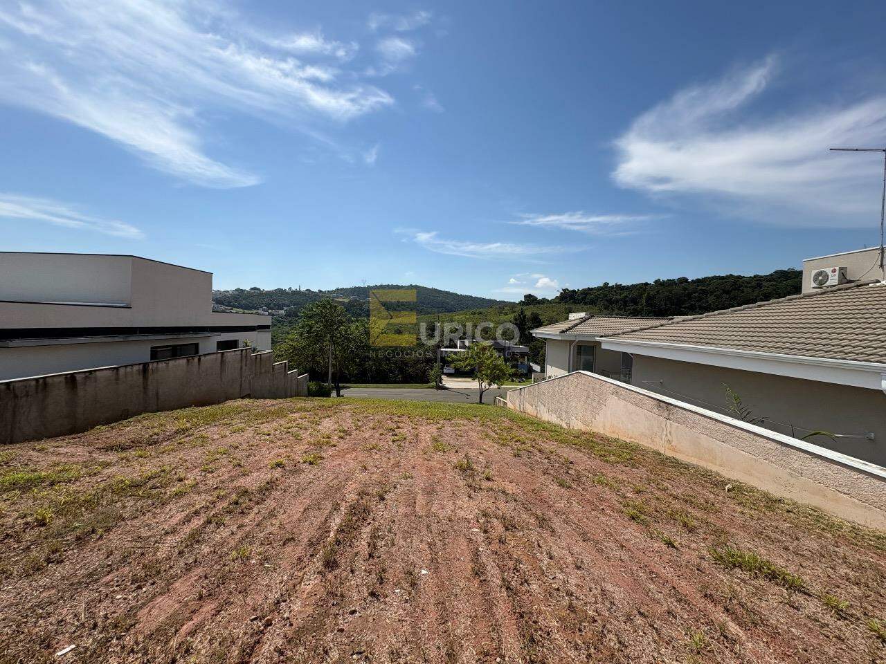Terreno em Condomínio à venda no Condomínio Santa Isabel em Louveira/SP: