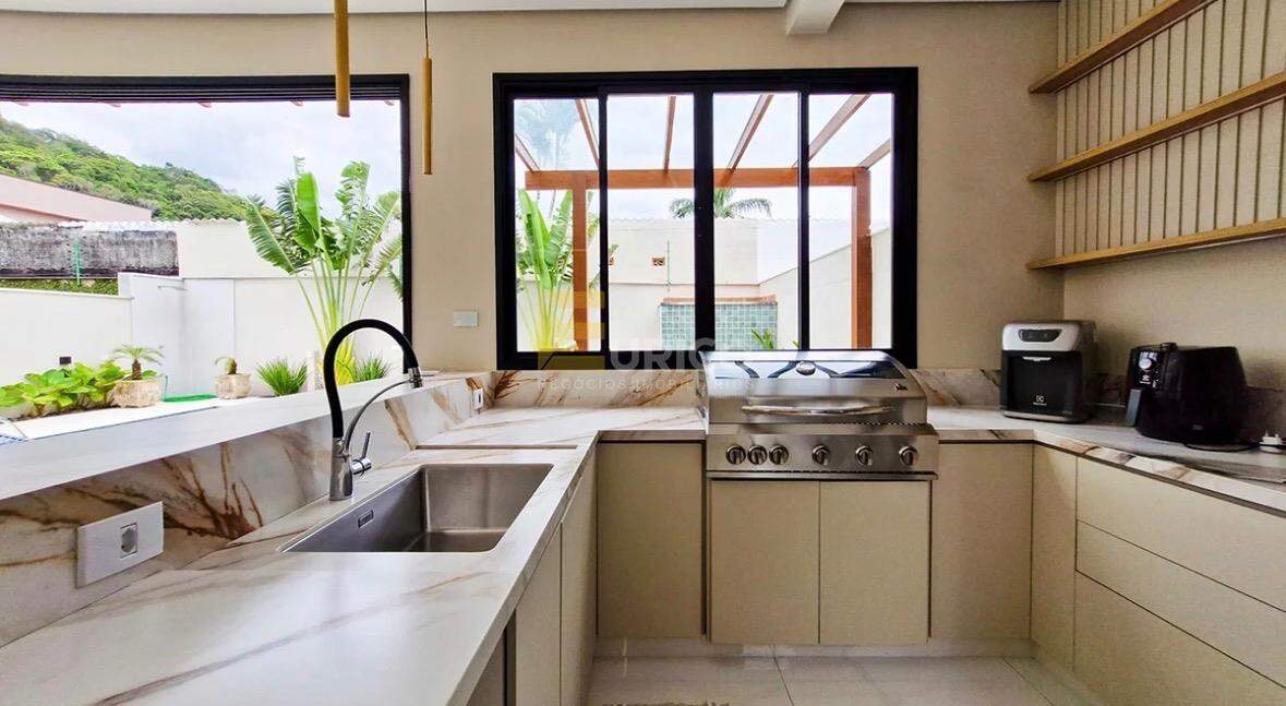 Casa em condomínio à venda no Costa Nova em Caraguatatuba/SP: 