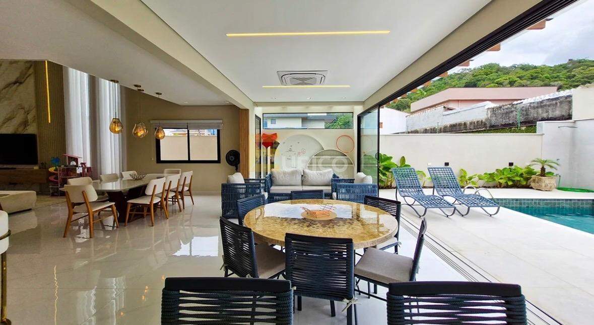 Casa em condomínio à venda no Costa Nova em Caraguatatuba/SP: 