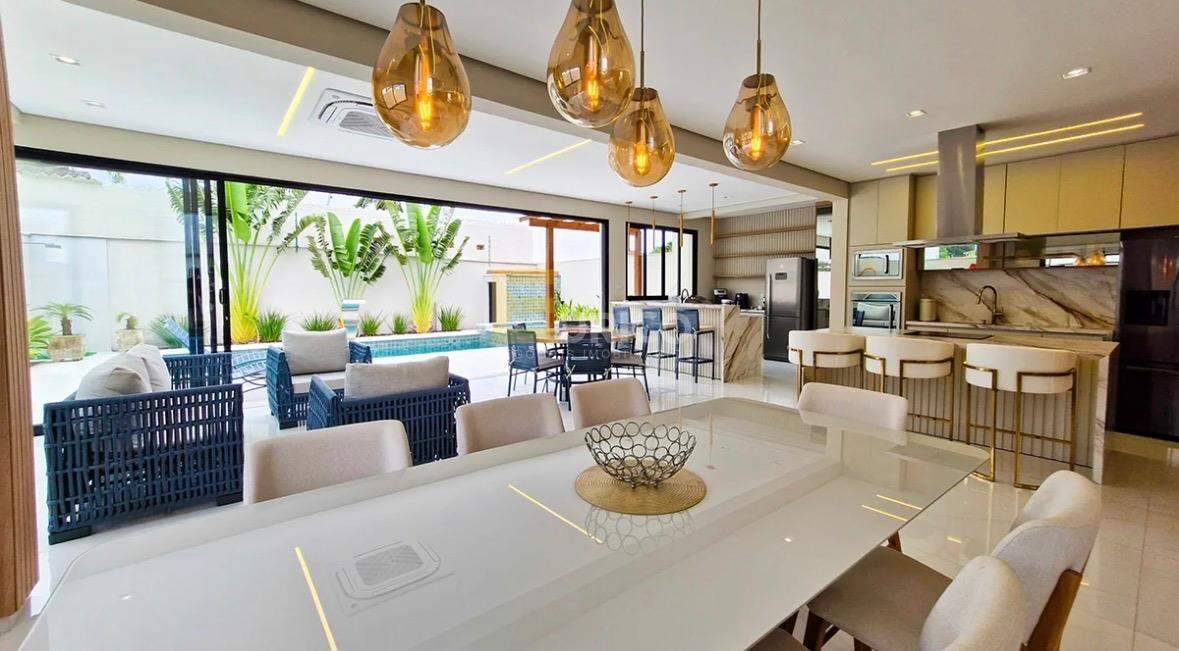 Casa em condomínio à venda no Costa Nova em Caraguatatuba/SP: 