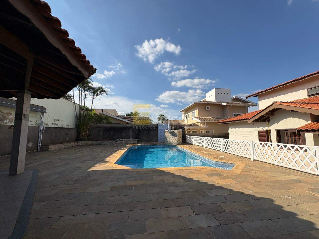 Casa em condomínio para aluguel no Condomínio Villaggio Capríccio em Louveira/SP: 