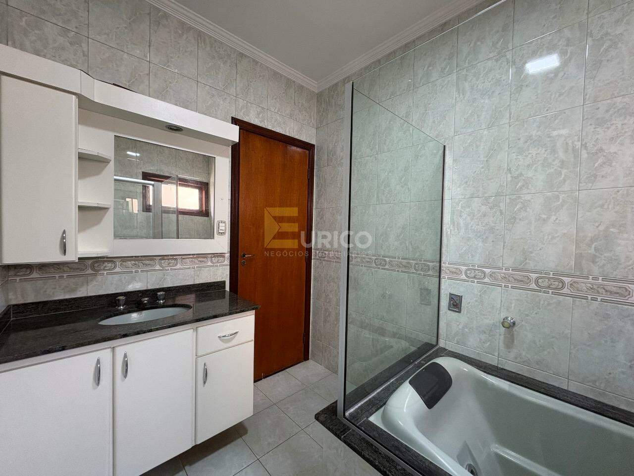 Casa em condomínio para aluguel no Condomínio Villaggio Capríccio em Louveira/SP: 