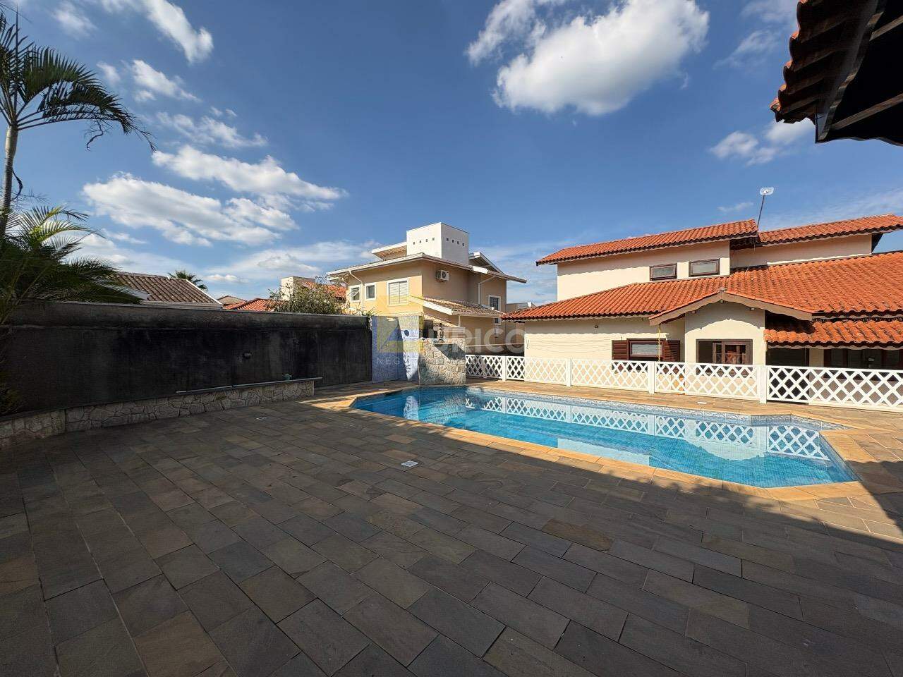 Casa em condomínio para aluguel no Condomínio Villaggio Capríccio em Louveira/SP: 