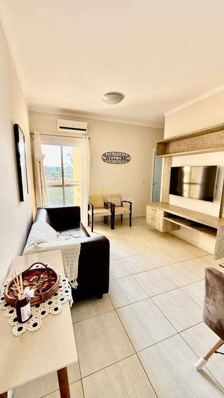Apartamento para aluguel no Condomínio Edifício Camila em Valinhos/SP: 