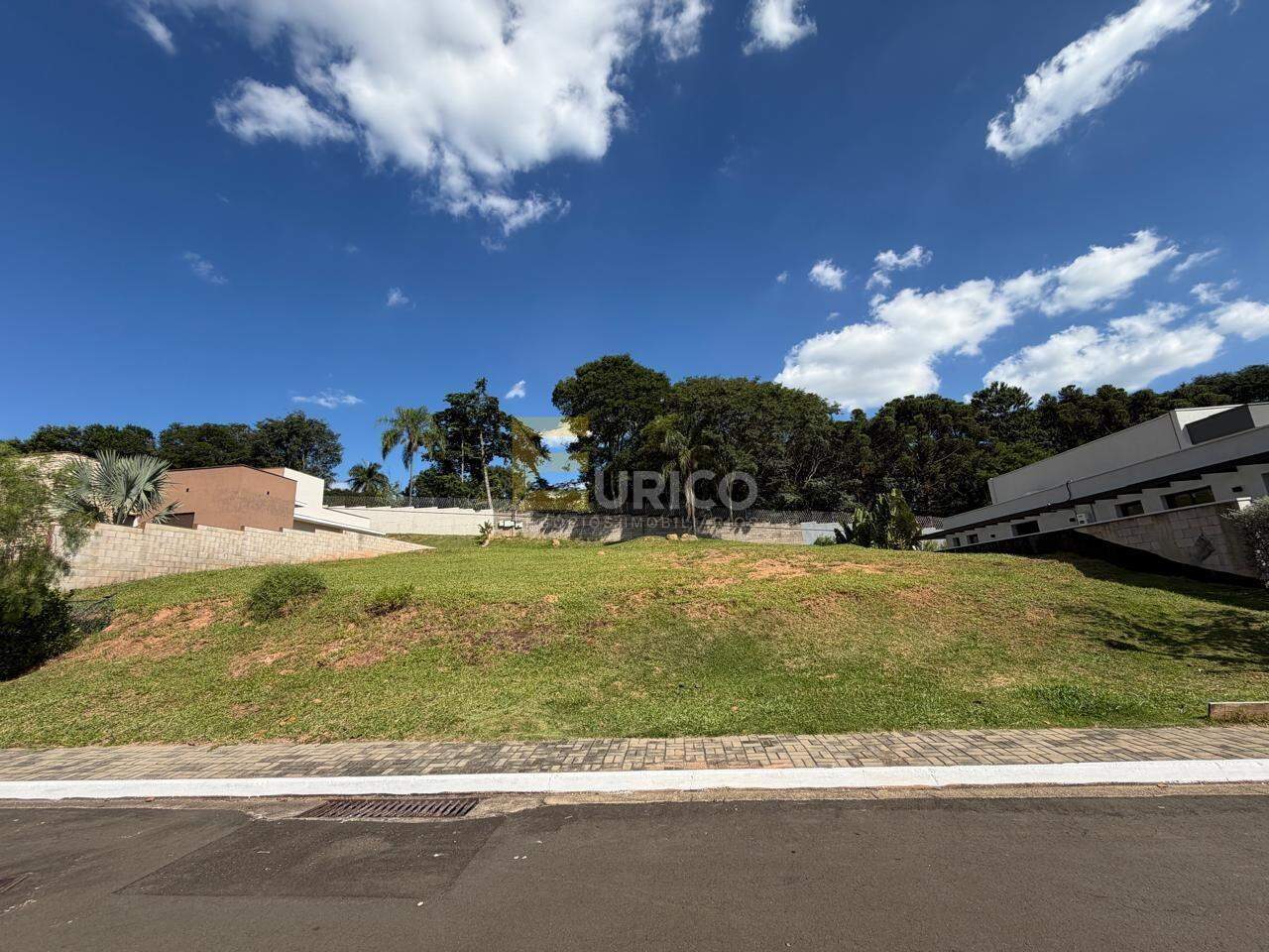 Terreno em Condomínio à venda no Condomínio Villagio San Pietro em Valinhos/SP: 