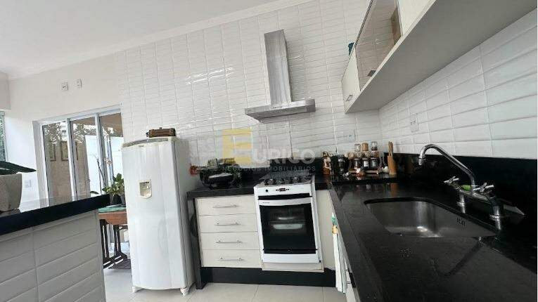 Casa em condomínio à venda no Condomínio Águas da Serra em Valinhos/SP: 