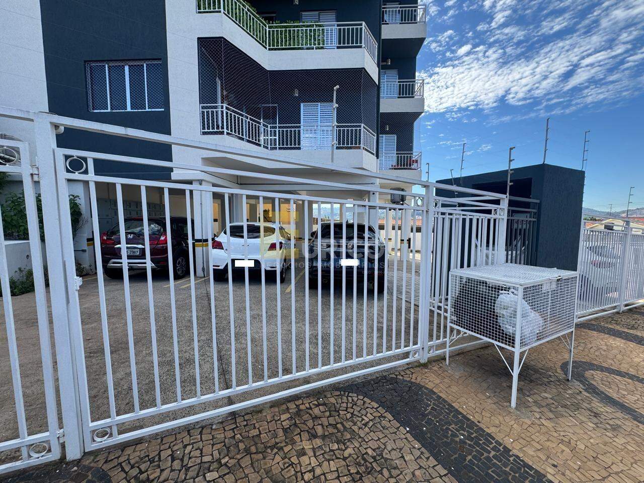 Apartamento à venda no Condomínio Edifício Beatriz em Valinhos/SP: 