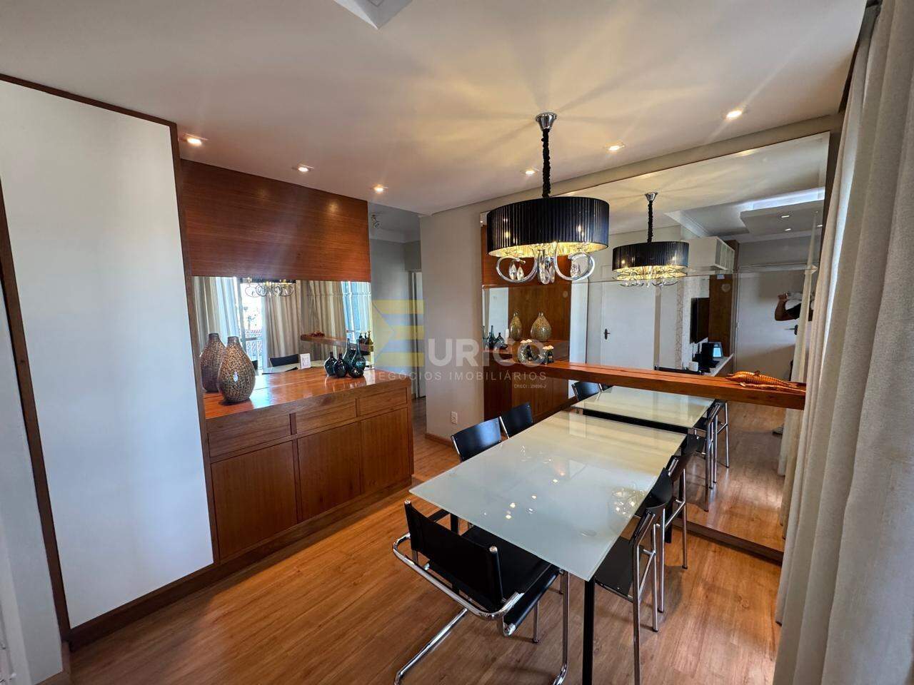 Apartamento à venda no Condomínio Edifício Beatriz em Valinhos/SP: 