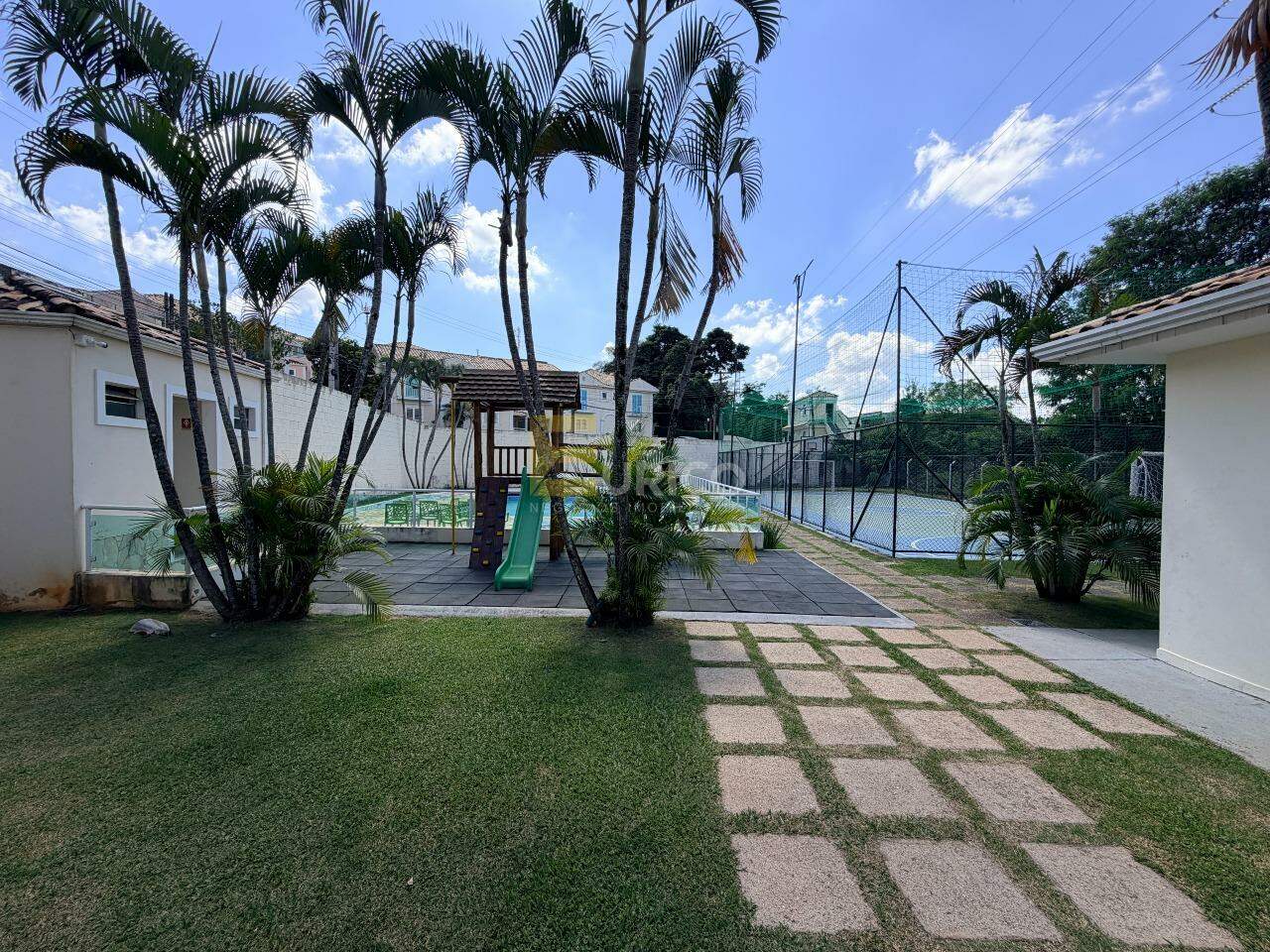 Casa em condomínio à venda no Condomínio Villaggio Dei Fiori em Louveira/SP: 