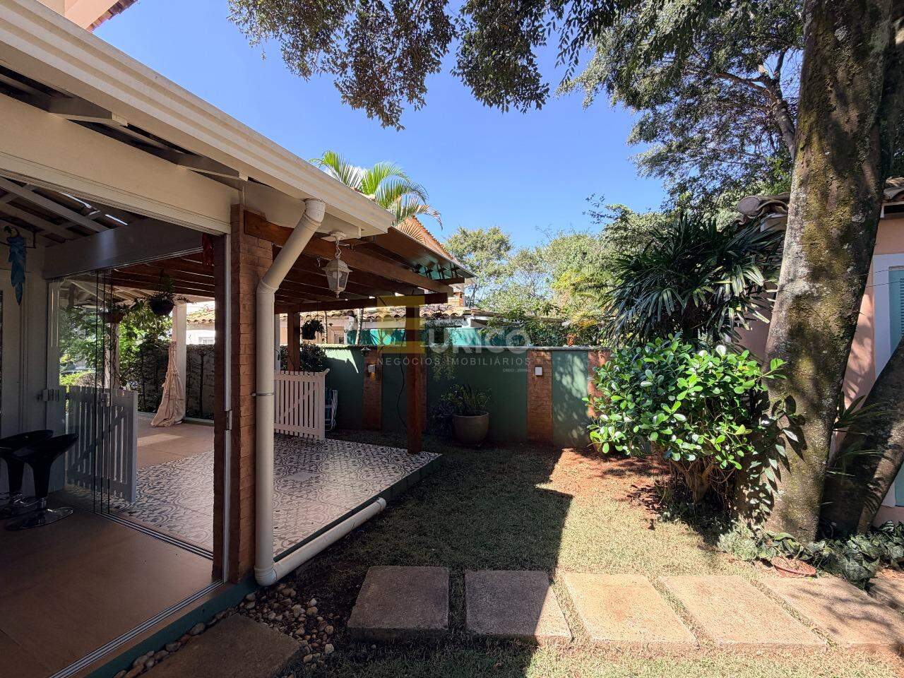 Casa em condomínio à venda no Condomínio Villaggio Dei Fiori em Louveira/SP: 