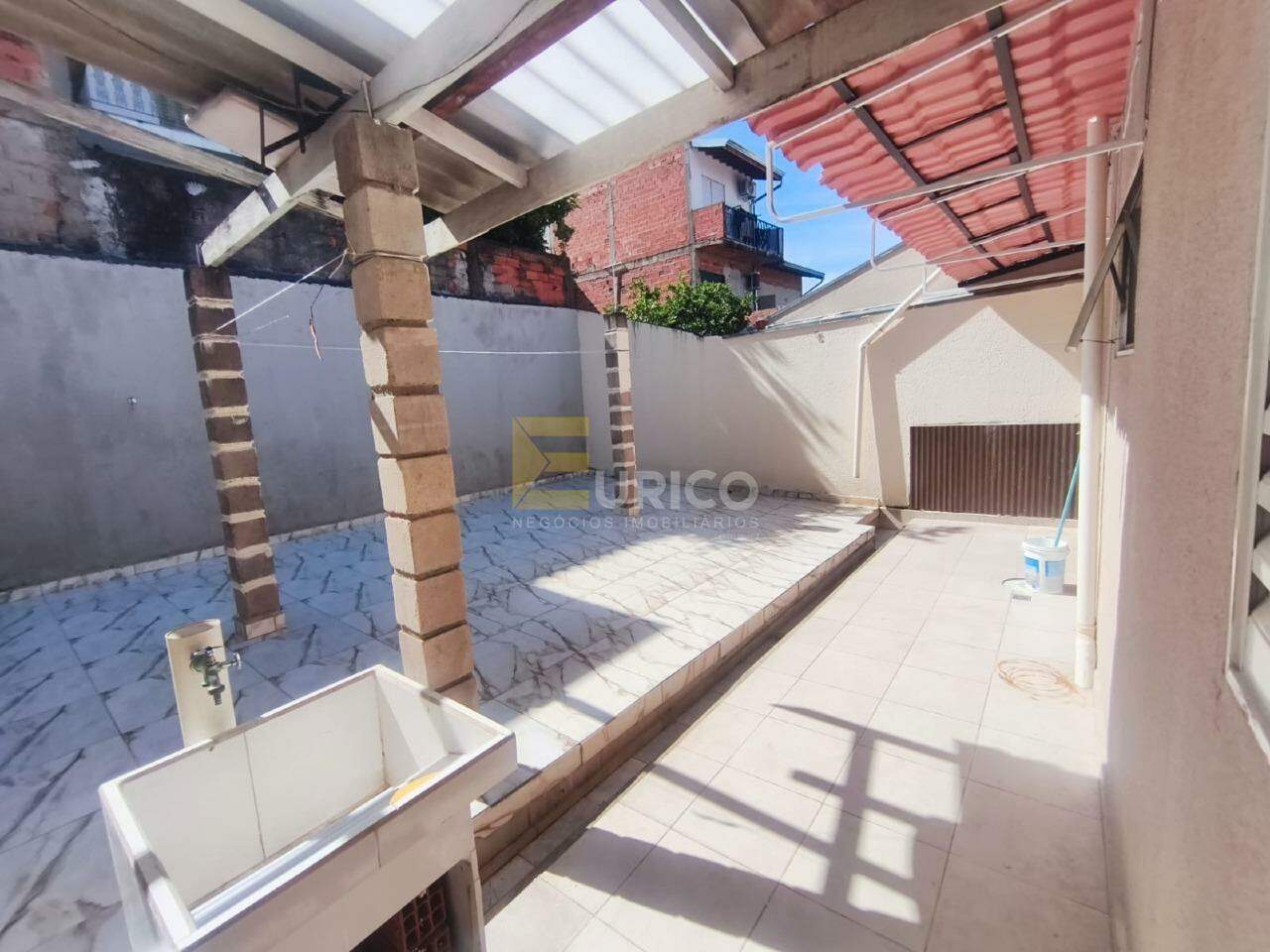 Casa à venda no JARDIM NOVA PALMARES em Valinhos/SP: 