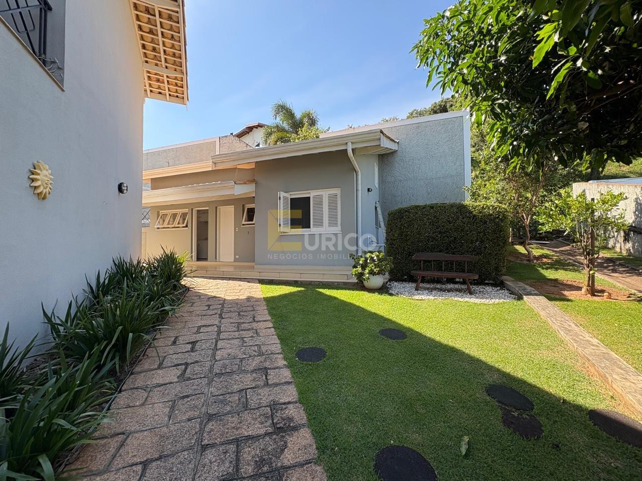 Casa em condomínio à venda no Condomínio Estância Marambaia em Vinhedo/SP: edícula