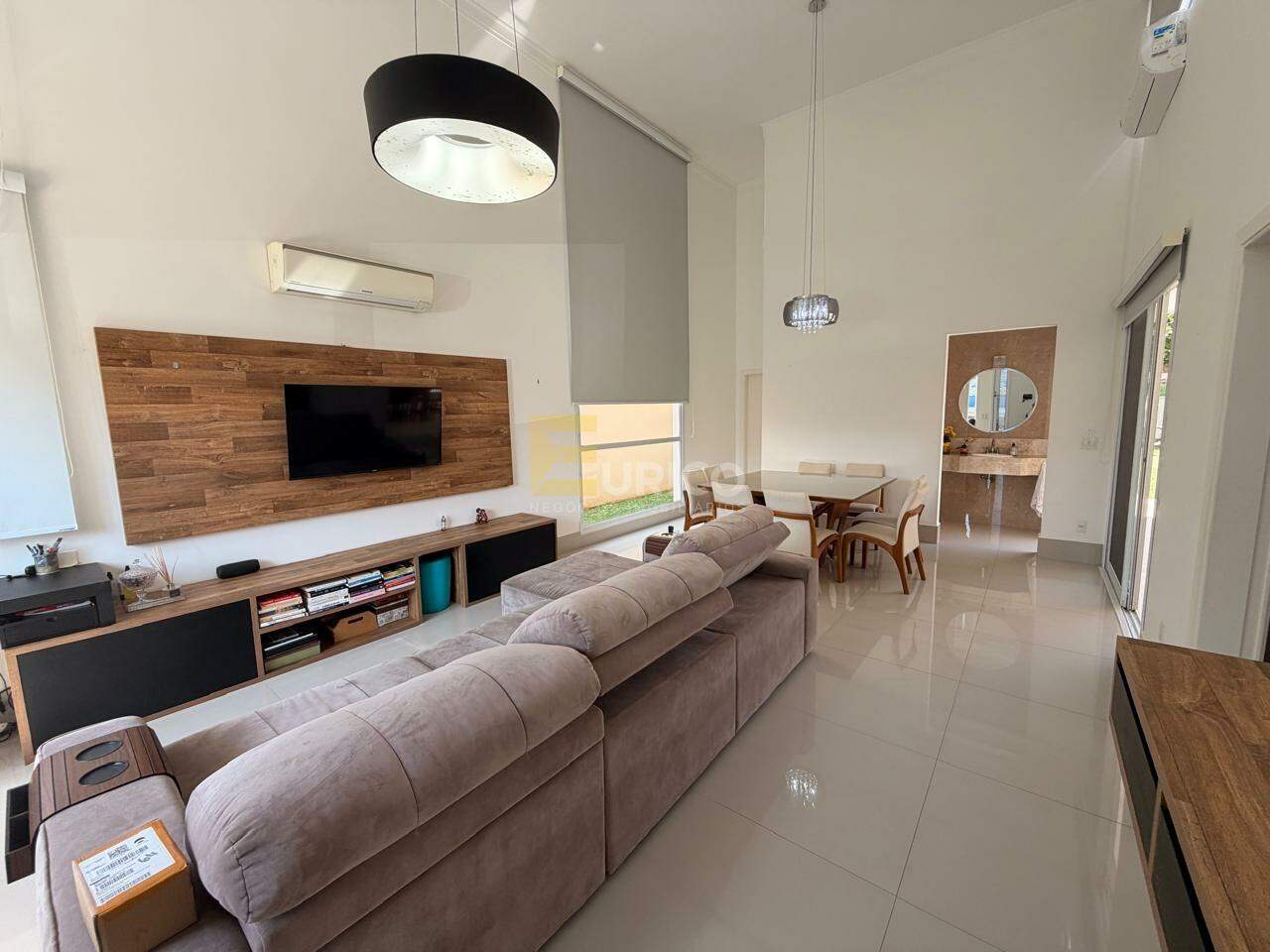 Casa em condomínio para aluguel no Condomínio Reserva dos Vinhedos em Louveira/SP: 