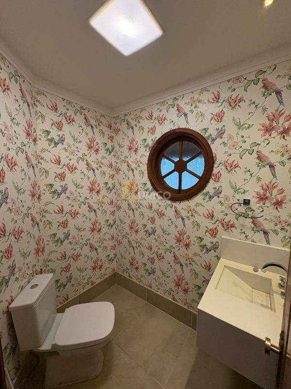 Casa em condomínio para aluguel no Condomínio Vista Alegre - Sede em Vinhedo/SP: LAVABO