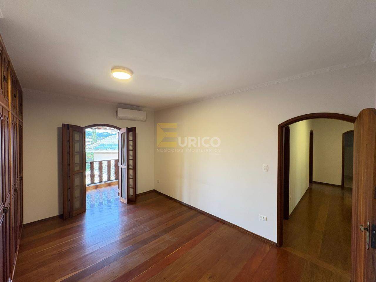 Casa em condomínio para aluguel no Condomínio Vista Alegre - Sede em Vinhedo/SP: SUÍTE MASTER