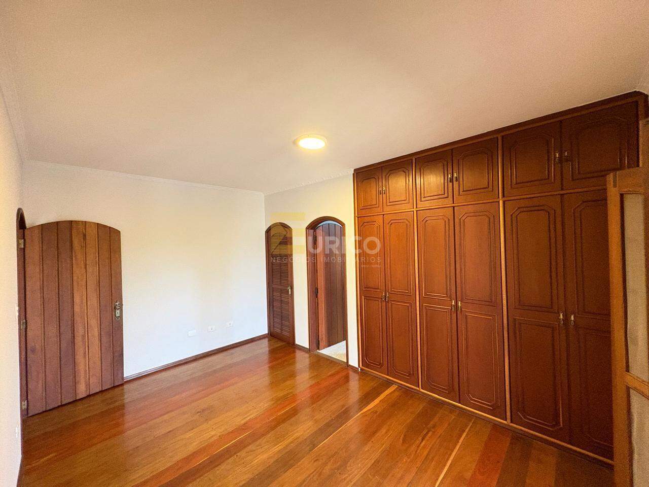 Casa em condomínio para aluguel no Condomínio Vista Alegre - Sede em Vinhedo/SP: SUÍTE MASTER