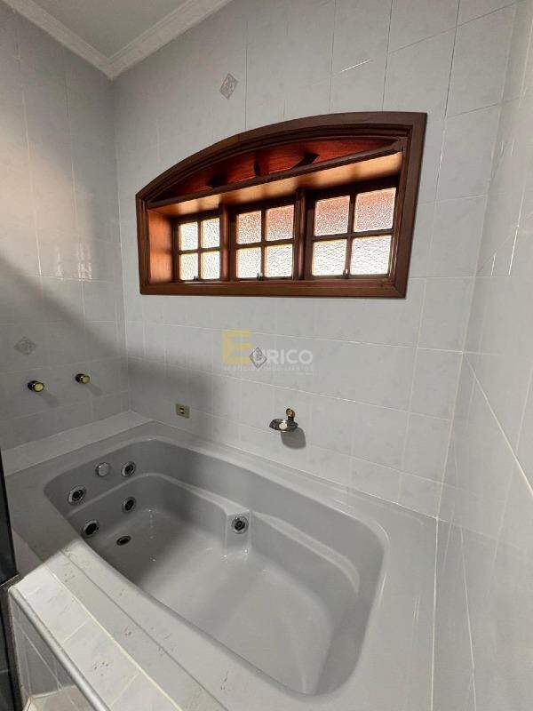 Casa em condomínio para aluguel no Condomínio Vista Alegre - Sede em Vinhedo/SP: WC SUÍTE MASTER