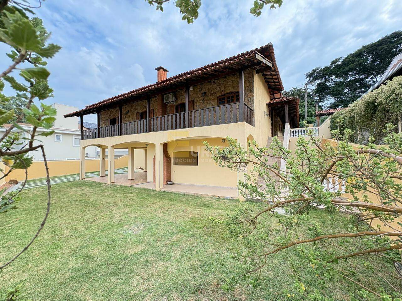 Casa em condomínio para aluguel no Condomínio Vista Alegre - Sede em Vinhedo/SP: 