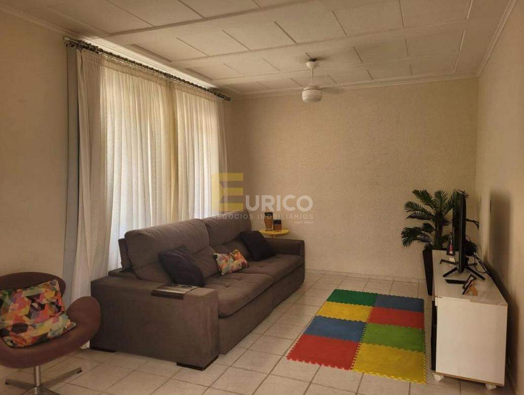Casa à venda no VILA SANTO ANTÔNIO em Valinhos/SP: 
