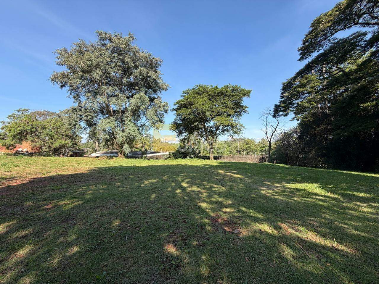 Terreno em Condomínio à venda no Condomínio Villa Lombarda em Valinhos/SP: 