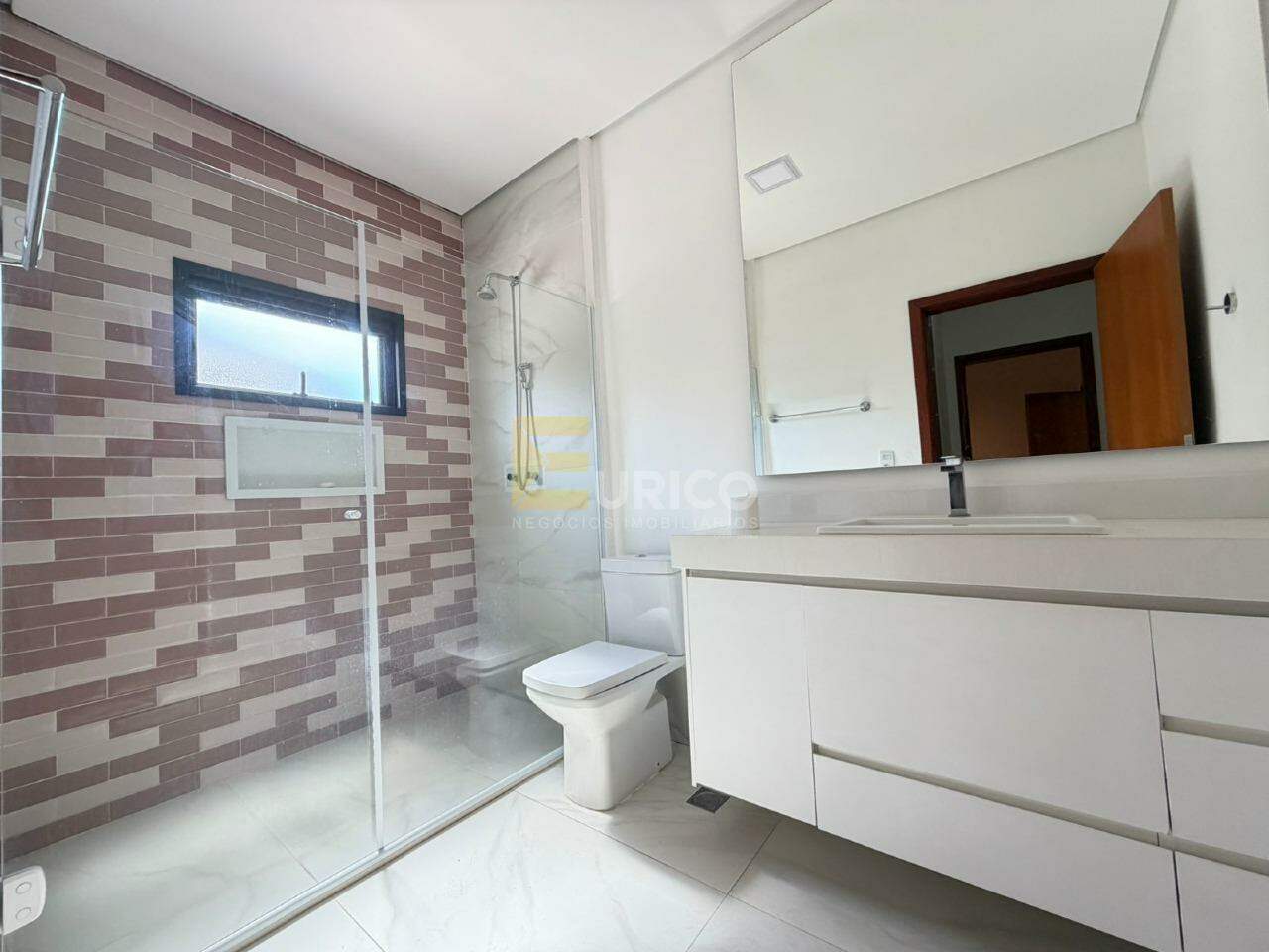 Casa em condomínio à venda no Condomínio Villa Lombarda em Valinhos/SP:
