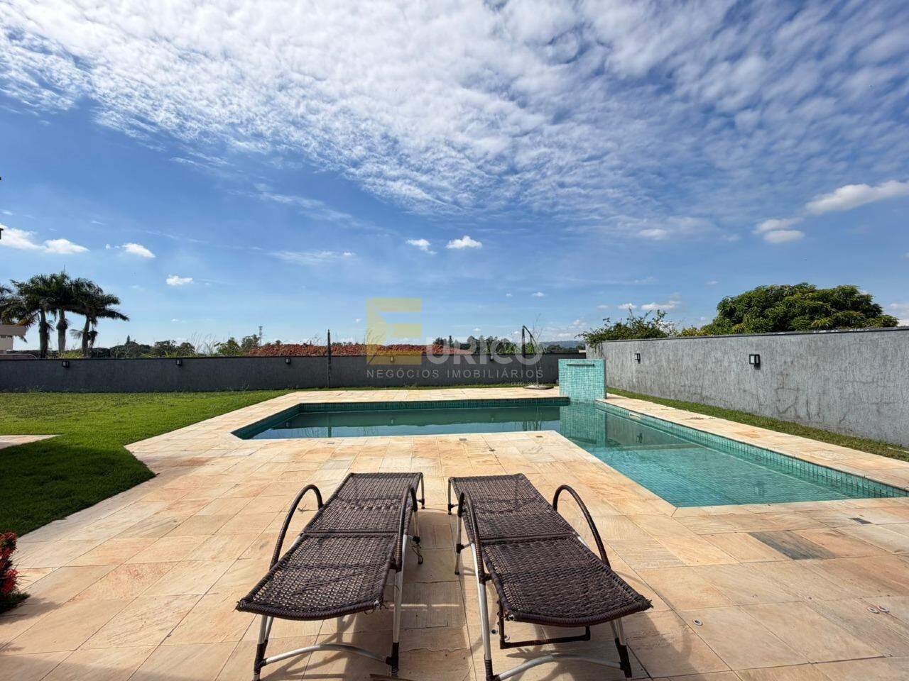 Casa em condomínio à venda no Condomínio Villa Lombarda em Valinhos/SP: