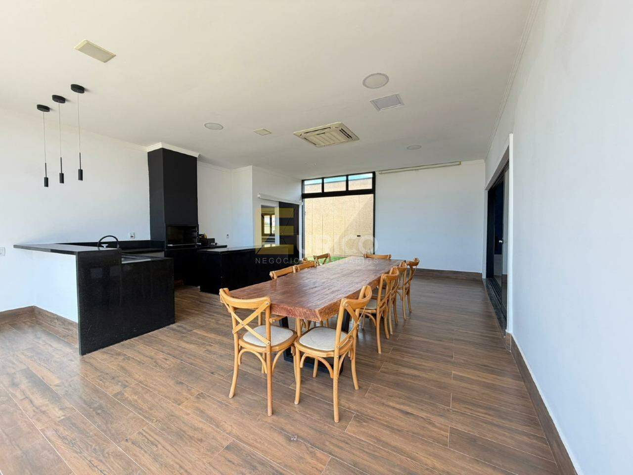 Casa em condomínio à venda no Condomínio Villa Lombarda em Valinhos/SP: