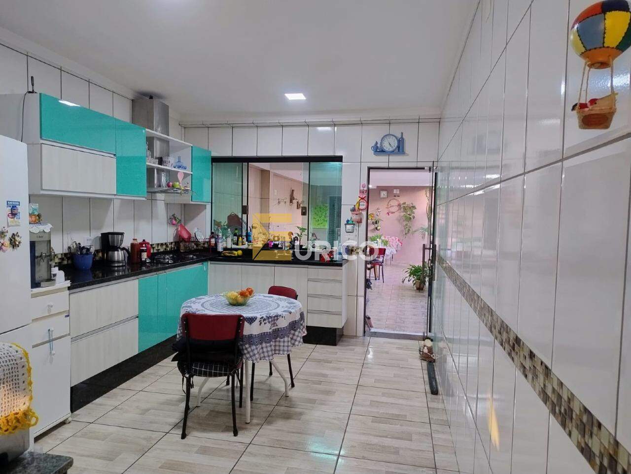 Casa à venda no Jardim Prestes de Barros em Sorocaba/SP: