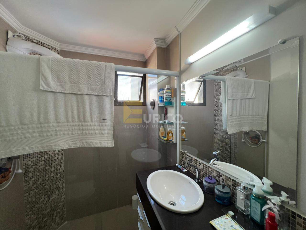 Apartamento à venda no Condomínio Edifício Topázio em Valinhos/SP: