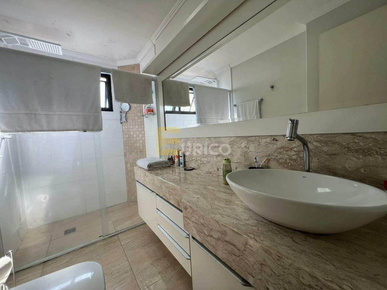 Apartamento à venda no Condomínio Edifício Topázio em Valinhos/SP: