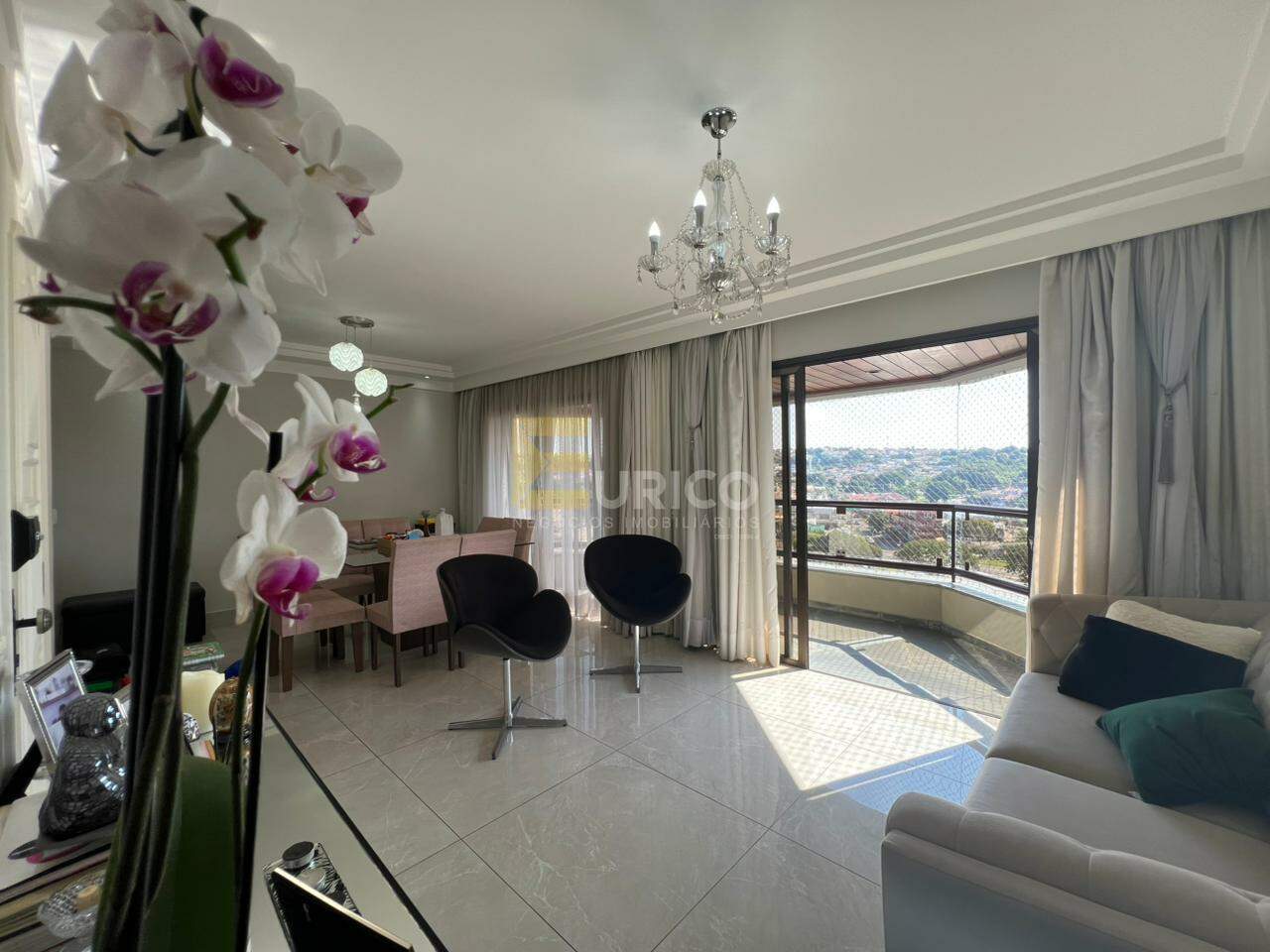 Apartamento à venda no Condomínio Edifício Topázio em Valinhos/SP: 