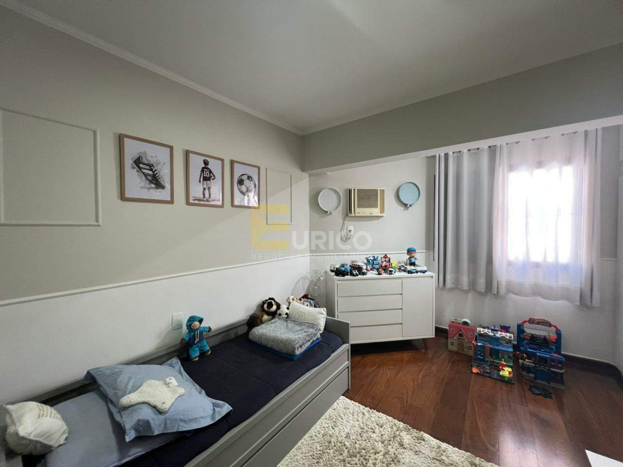 Apartamento à venda no Condomínio Edifício Topázio em Valinhos/SP: