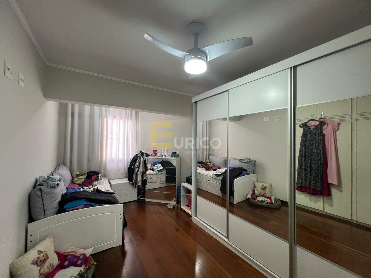 Apartamento à venda no Condomínio Edifício Topázio em Valinhos/SP: