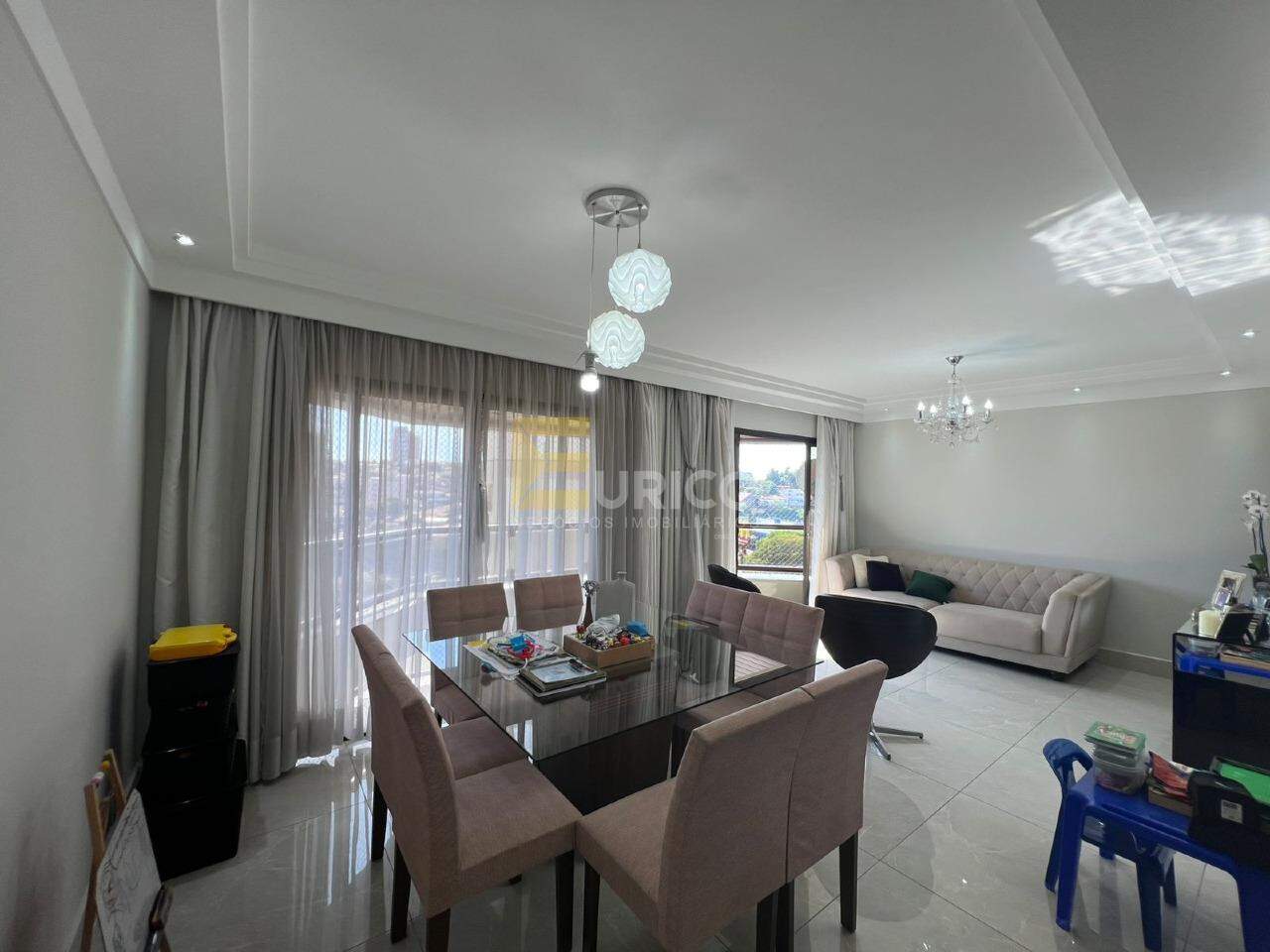 Apartamento à venda no Condomínio Edifício Topázio em Valinhos/SP:
