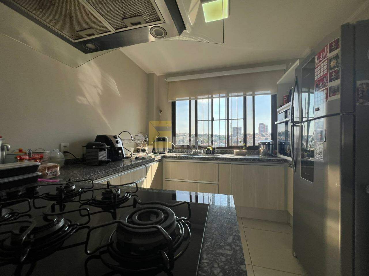 Apartamento à venda no Condomínio Edifício Topázio em Valinhos/SP: