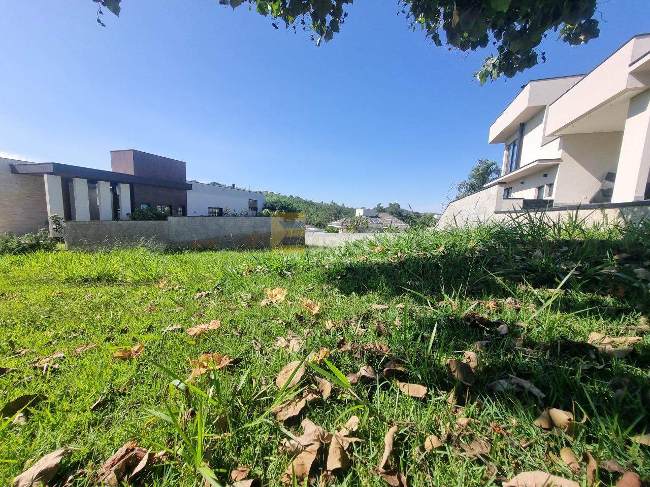 Terreno em Condomínio à venda no Condomínio Campo de Toscana em Vinhedo/SP: 