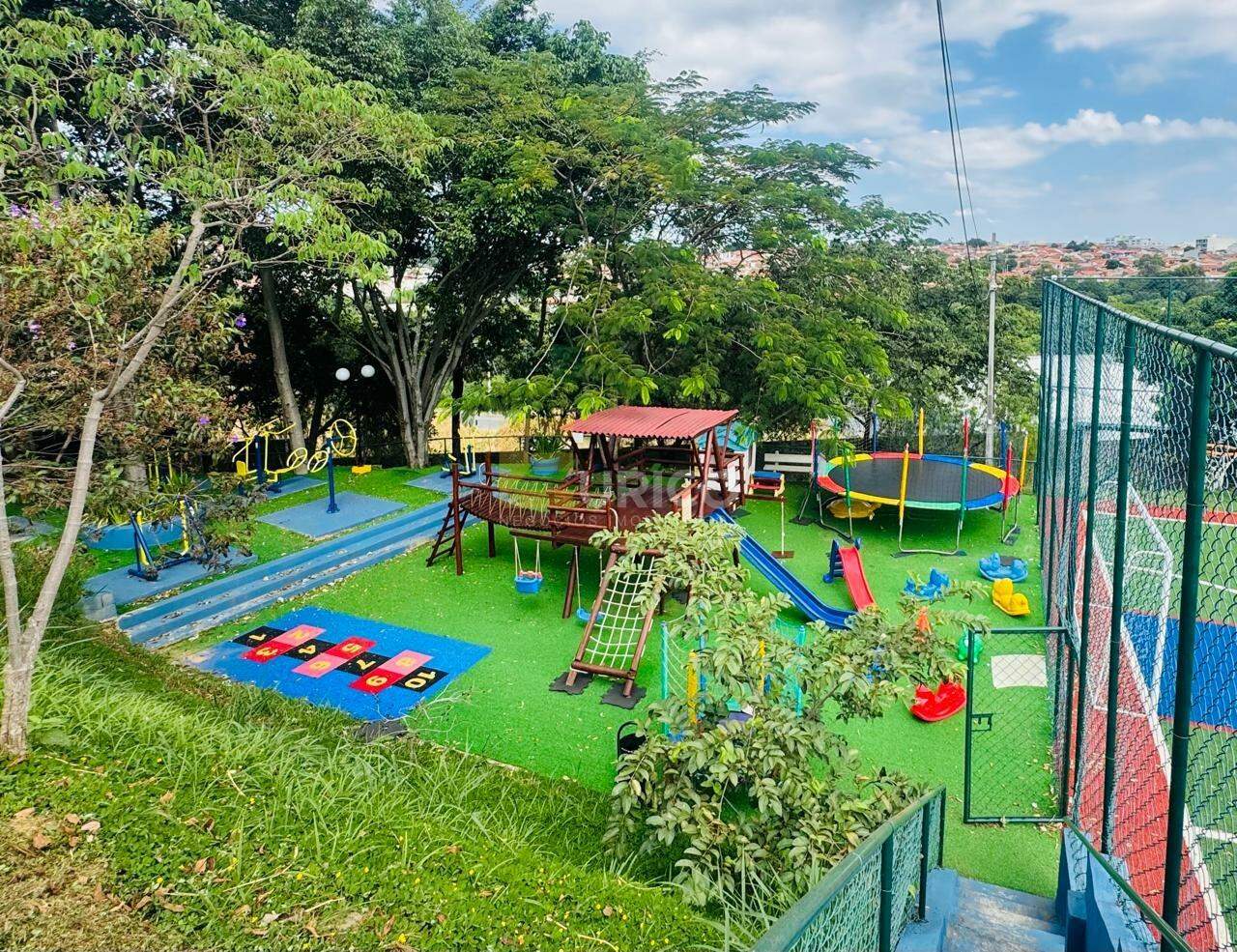 Casa em condomínio à venda no Condomínio Residencial Itapema em Valinhos/SP: 