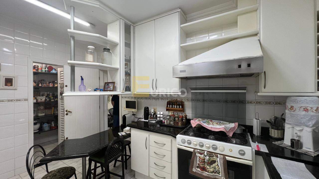 Casa à venda no PARQUE TERRANOVA em Valinhos/SP: