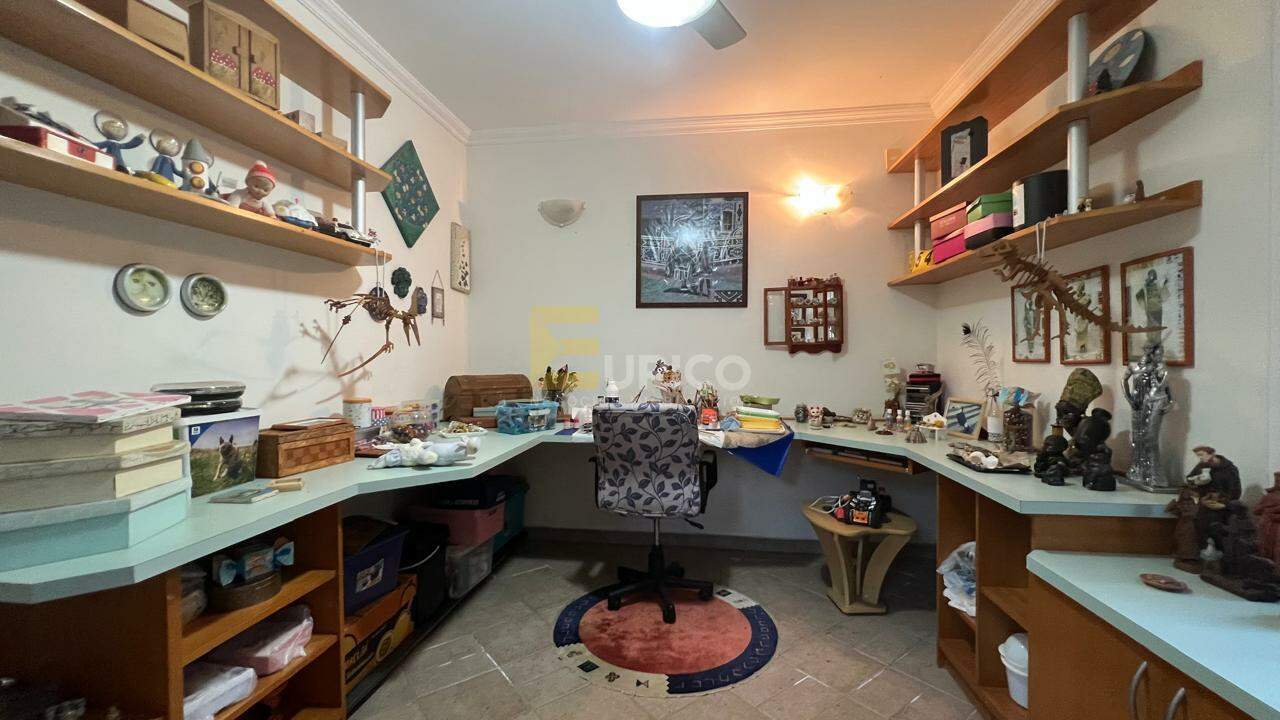 Casa à venda no PARQUE TERRANOVA em Valinhos/SP: