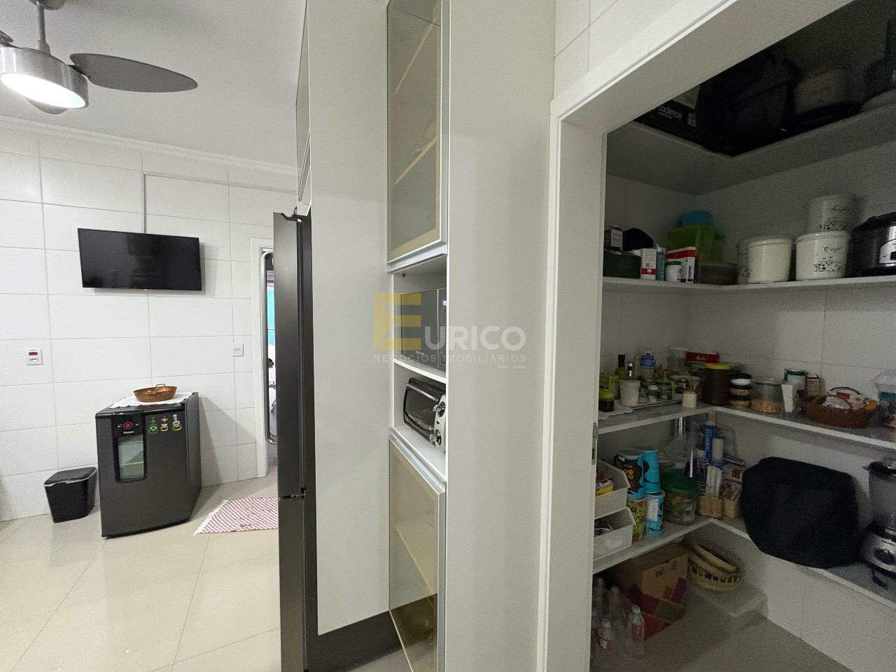 Casa em condomínio à venda no Condomínio Piccollo Villaggio - VILA OMIZOLLO em Louveira/SP: 