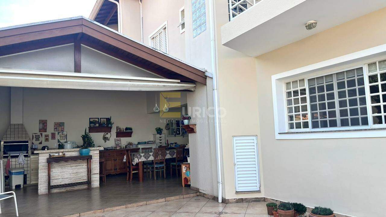 Casa em condomínio à venda no Condomínio Vivenda das Quaresmeiras em Valinhos/SP: 